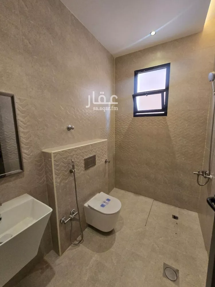 دور للبيع في شارع يوسف بن سلام, حي بدر, مدينة الرياض, منطقة الرياض صورة 5