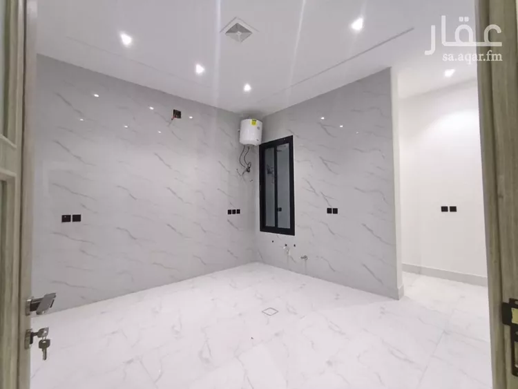 دور للبيع في شارع مهرة, حي العريجاء الغربي, مدينة الرياض, منطقة الرياض 6