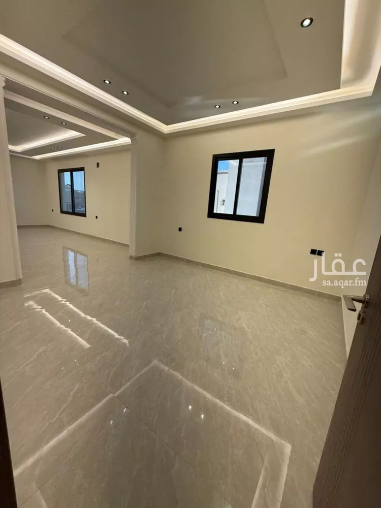 دور للبيع في شارع القلاع, حي بدر, مدينة الرياض, منطقة الرياض صورة 4