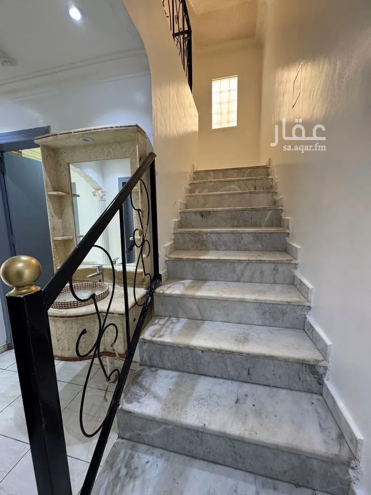 فيلا للبيع في شارع طريق عرفات, حي الدار البيضاء, مدينة الرياض, منطقة الرياض صورة 2