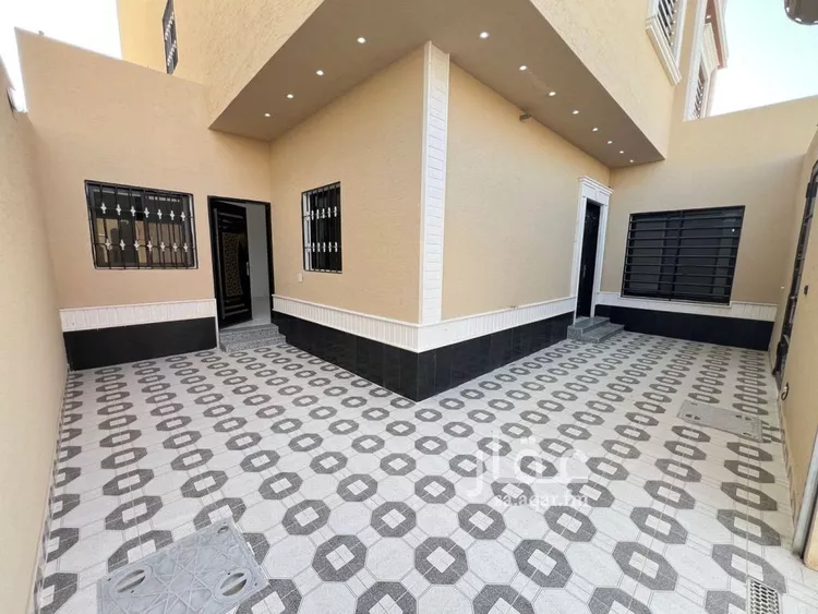 دور للبيع في شارع عرفات, حي الدار البيضاء, مدينة الرياض, منطقة الرياض