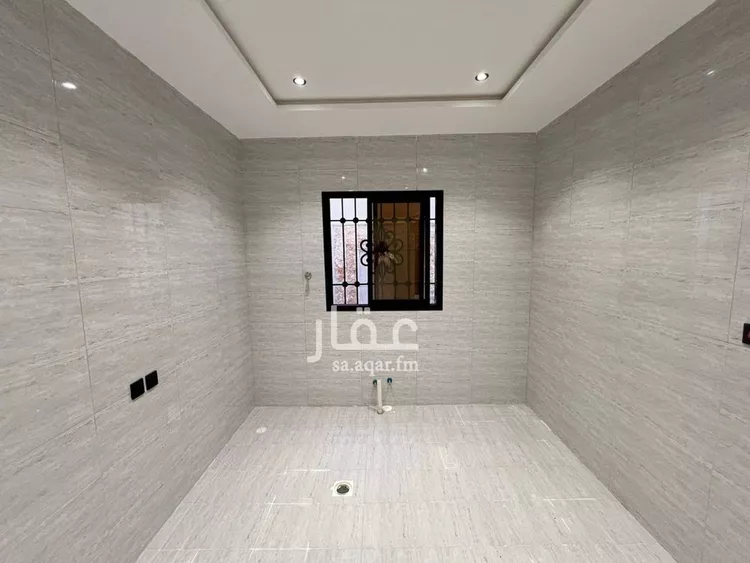 دور للبيع في شارع طريق عرفات, حي الدار البيضاء, مدينة الرياض, منطقة الرياض صورة 2