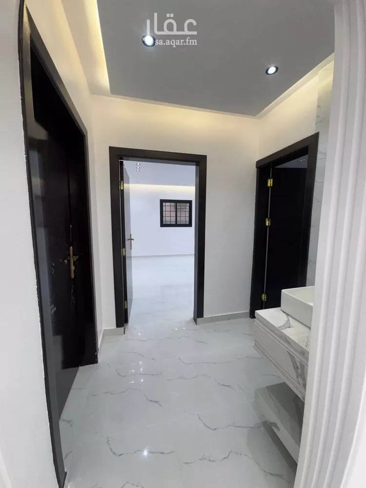Floor for Sale in Riyadh Ad Dar Al Baida 13