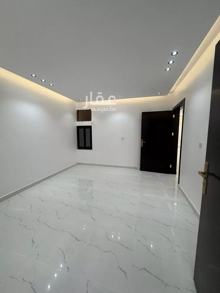 دور للبيع في شارع عرفات, حي الدار البيضاء, مدينة الرياض, منطقة الرياض صورة 3