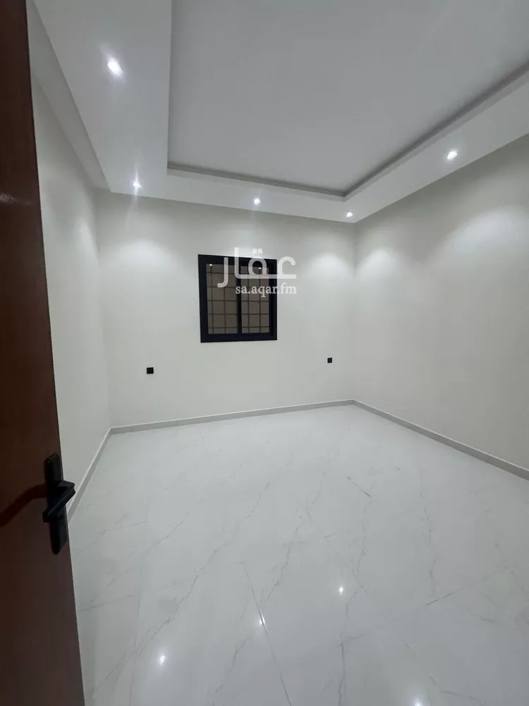 دور للبيع في شارع عرفات, حي الدار البيضاء, مدينة الرياض, منطقة الرياض 12