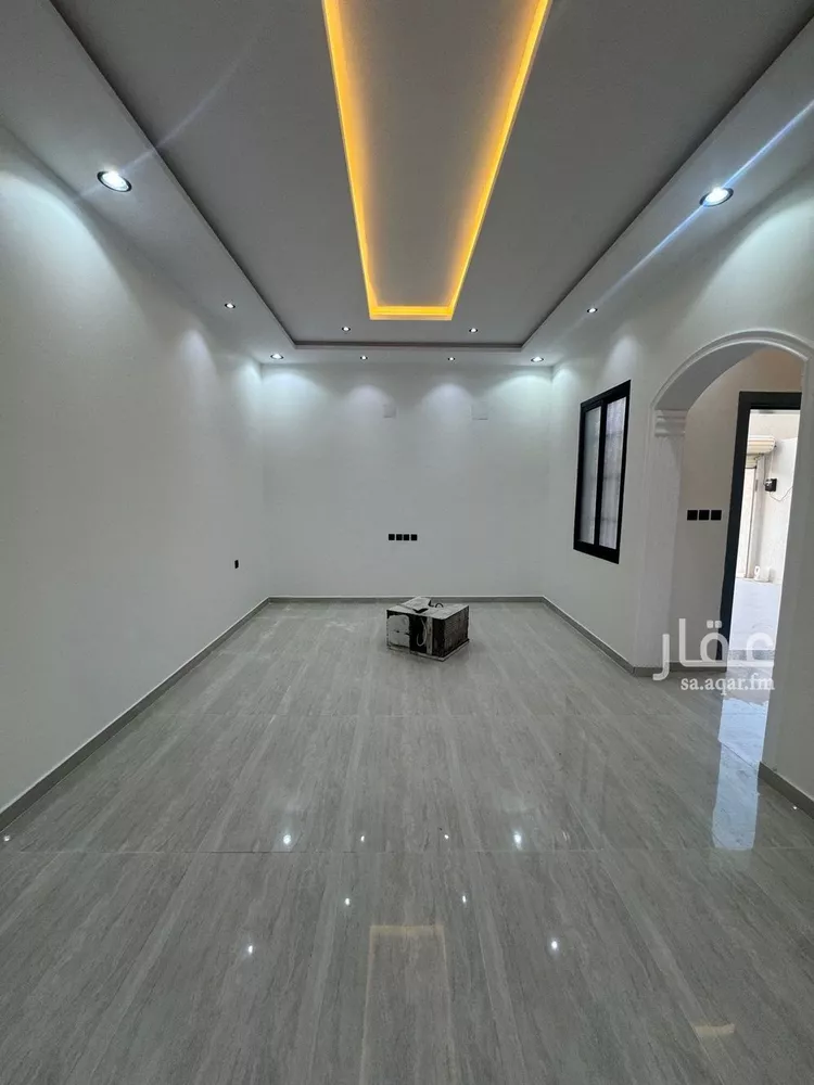 دور للبيع في شارع رقم 50, حي العزيزية, مدينة الرياض, منطقة الرياض صورة 4