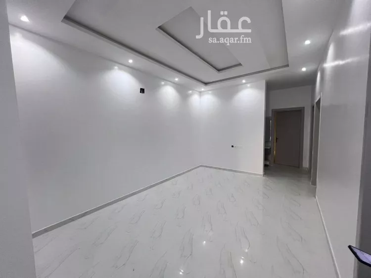 دور للبيع في شارع حسن بن مزروع, حي الدار البيضاء, مدينة الرياض, منطقة الرياض صورة 3