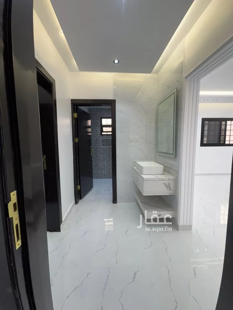 Floor for Sale in Riyadh Ad Dar Al Baida 10