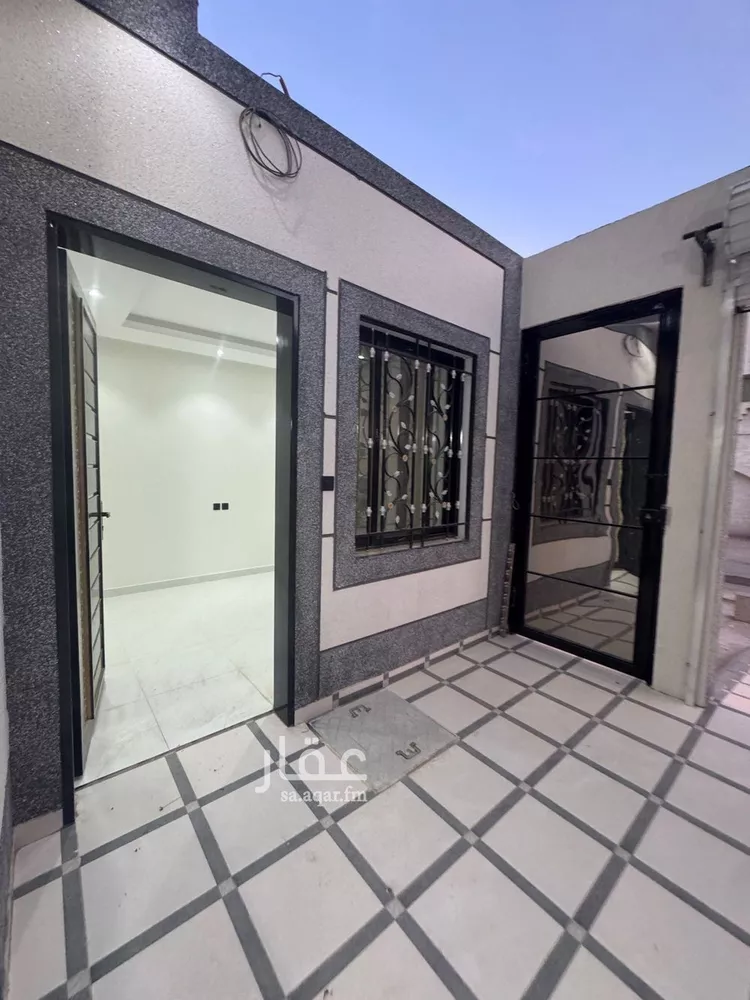 دور للبيع في شارع عرفات, حي الدار البيضاء, مدينة الرياض, منطقة الرياض صورة 4