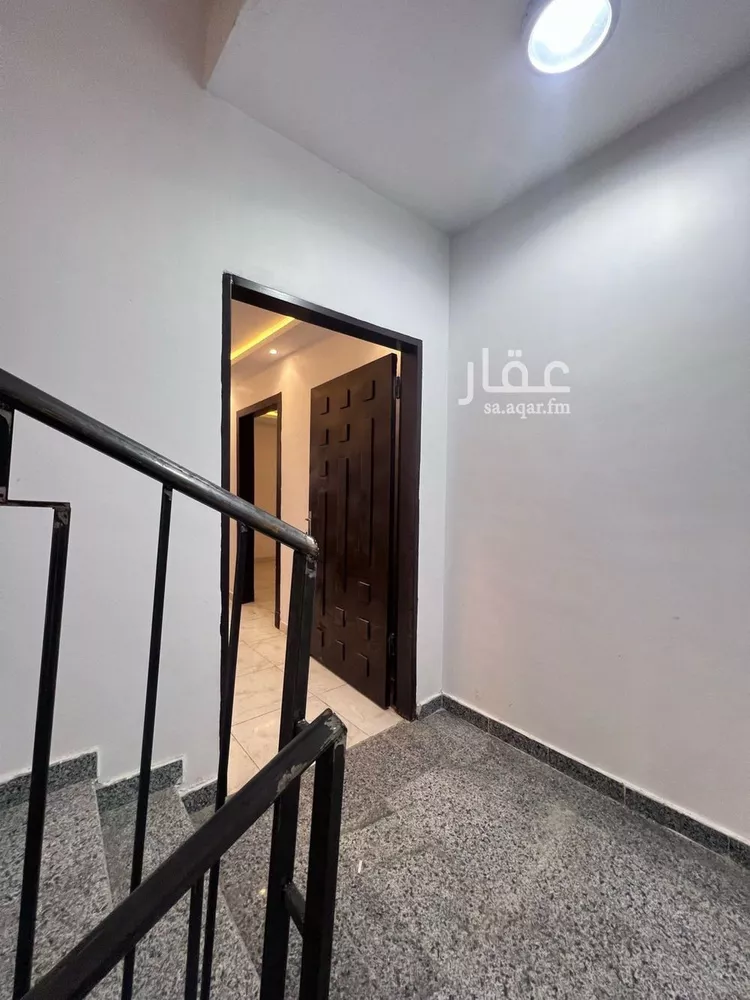 دور للبيع في شارع طريق عرفات, حي الدار البيضاء, مدينة الرياض, منطقة الرياض صورة 4