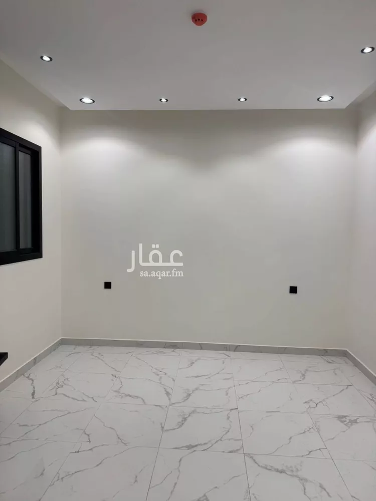 شقة للبيع في شارع عبدالقادر الجزائري, حي الدار البيضاء, مدينة الرياض, منطقة الرياض 6