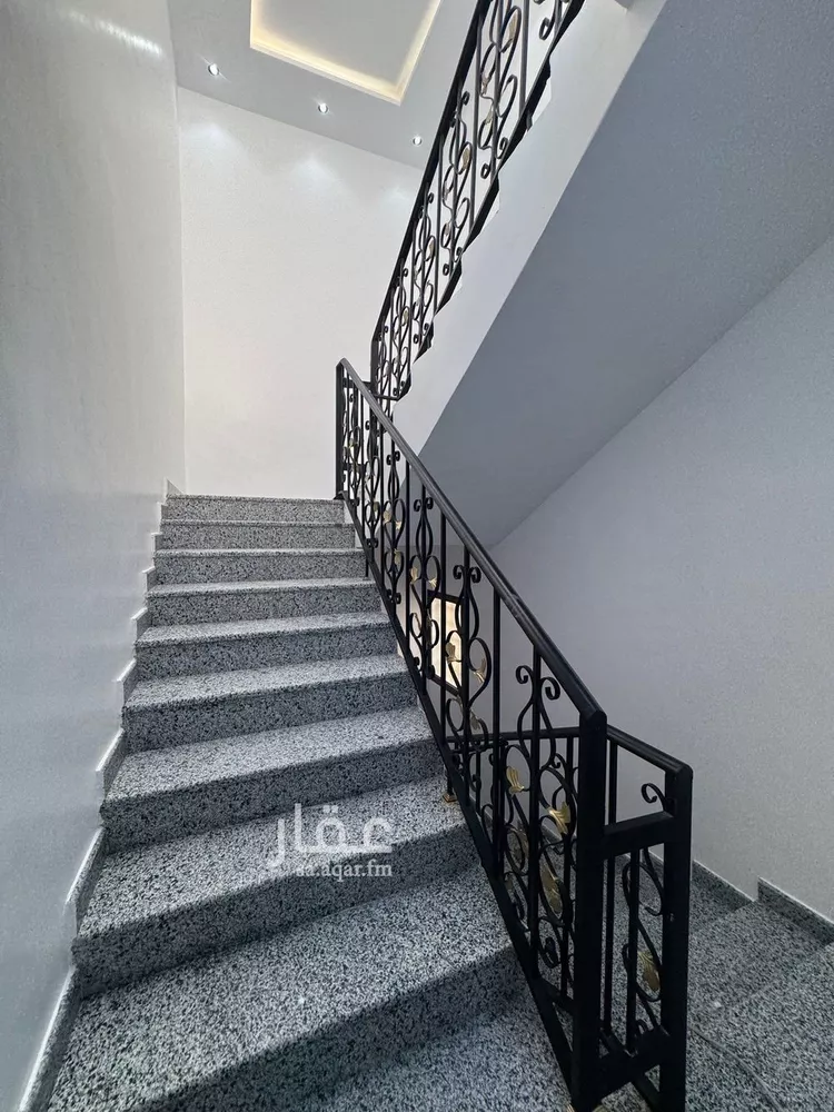 Floor for Sale in Riyadh Ad Dar Al Baida 15