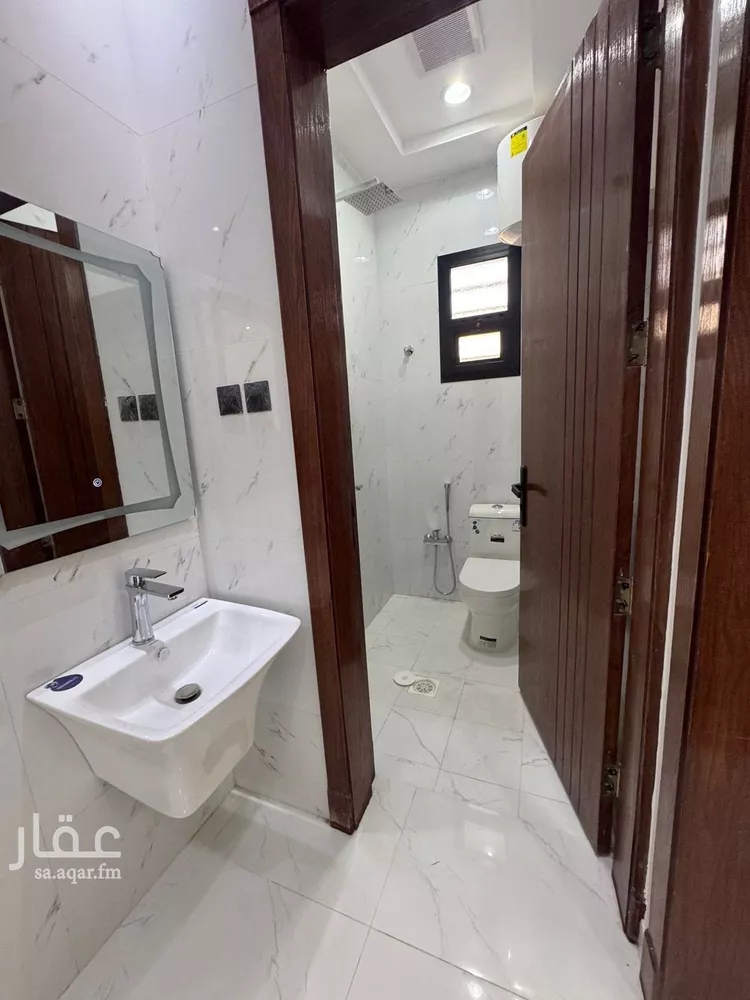 شقة للبيع في شارع عرفات, حي العزيزية, مدينة الرياض, منطقة الرياض