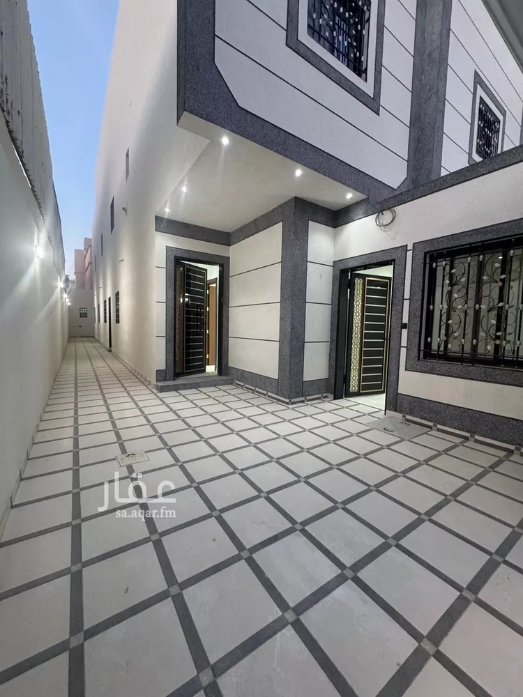 دور للبيع في شارع عرفات, حي الدار البيضاء, مدينة الرياض, منطقة الرياض 8
