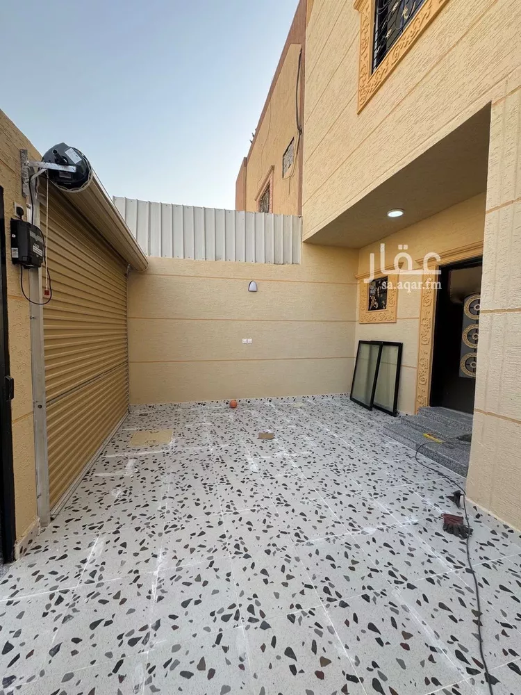 دور للبيع في شارع عرفات, حي الدار البيضاء, مدينة الرياض, منطقة الرياض صورة 2