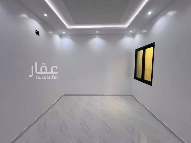 دور للبيع في شارع حسن بن مزروع, حي الدار البيضاء, مدينة الرياض, منطقة الرياض صورة 2