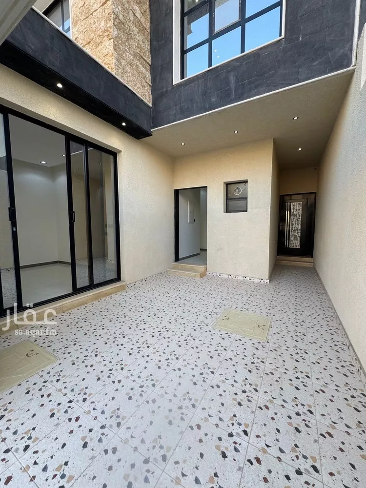 Floor for Sale in Riyadh Taiba 7