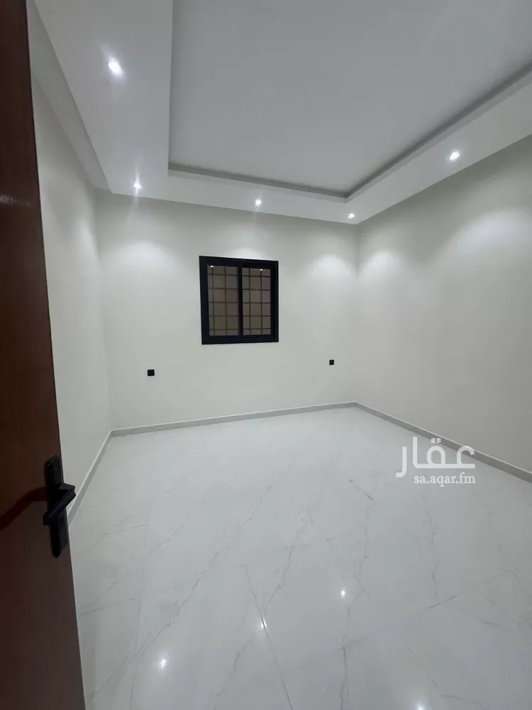 دور للبيع في شارع عرفات, حي الدار البيضاء, مدينة الرياض, منطقة الرياض 13
