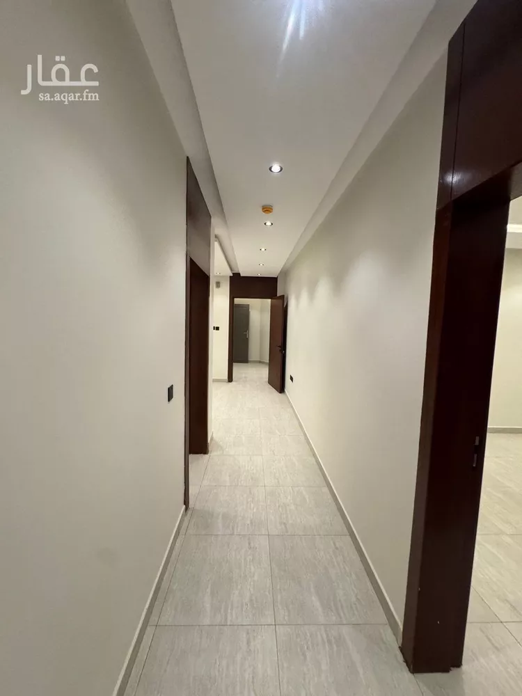 شقة للبيع في شارع عبدالقادر الجزائري, حي الدار البيضاء, مدينة الرياض, منطقة الرياض صورة 5