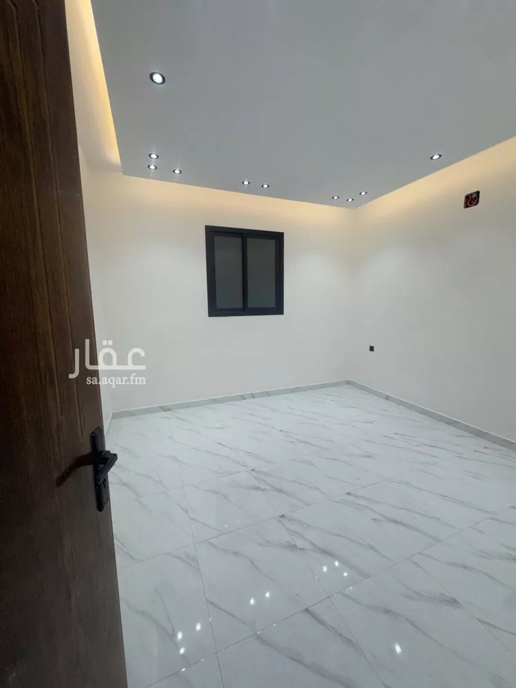 شقة للبيع في شارع عرفات, حي العزيزية, مدينة الرياض, منطقة الرياض