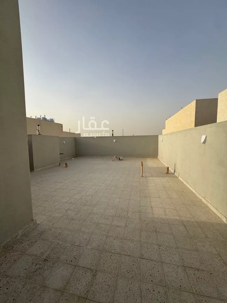 Floor for Sale in Riyadh Taiba 8