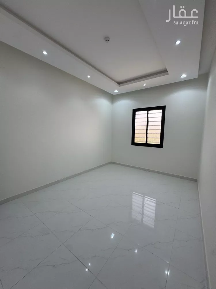 شقة للبيع في شارع عرفات, حي العزيزية, مدينة الرياض, منطقة الرياض صورة 2