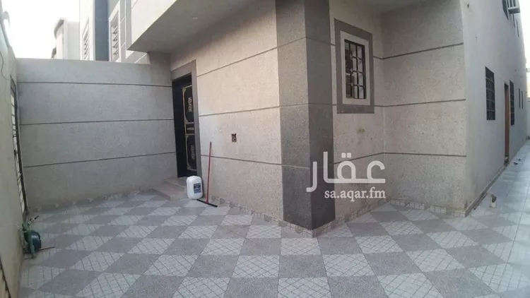 دور للبيع في شارع عرفات, حي الدار البيضاء, مدينة الرياض, منطقة الرياض صورة 2