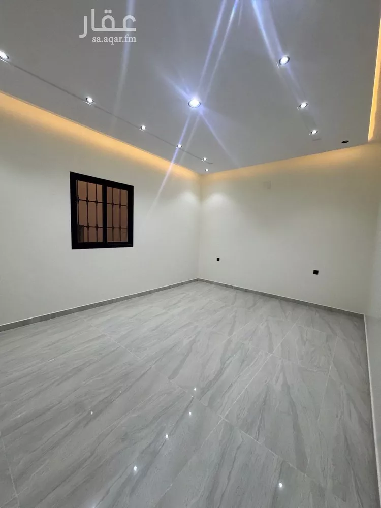 Floor for Sale in Riyadh Ad Dar Al Baida 10