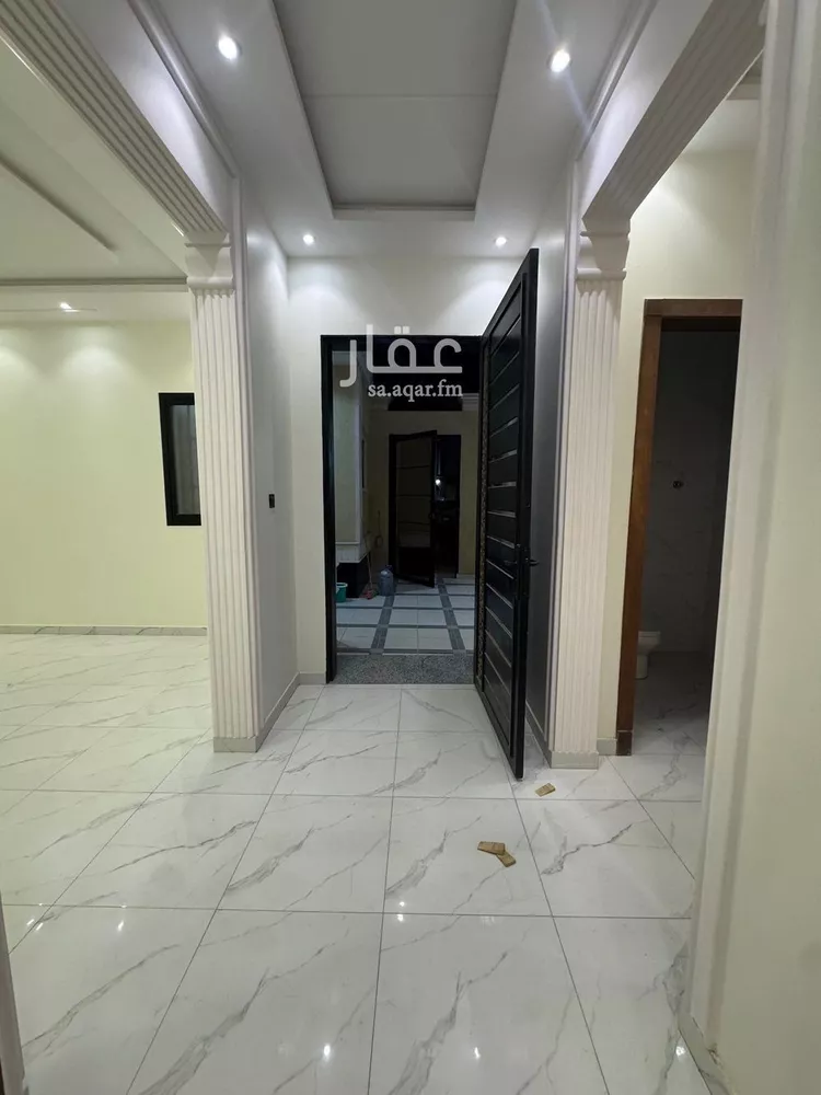 فيلا للبيع في شارع عرفات, حي الدار البيضاء, مدينة الرياض, منطقة الرياض صورة 3