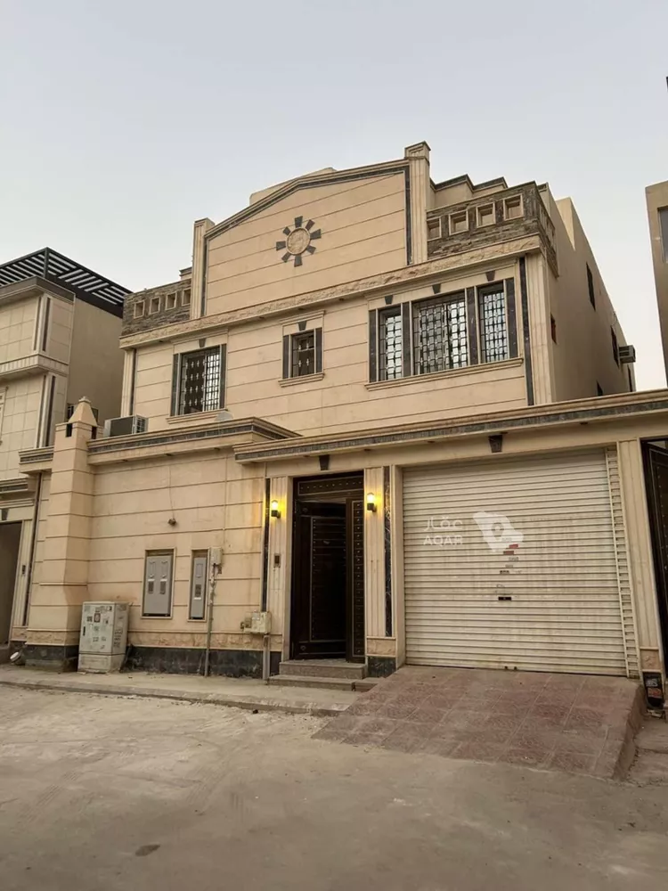 فيلا للبيع في شارع عبدالله القيرواني, حي الرمال, مدينة الرياض, منطقة الرياض