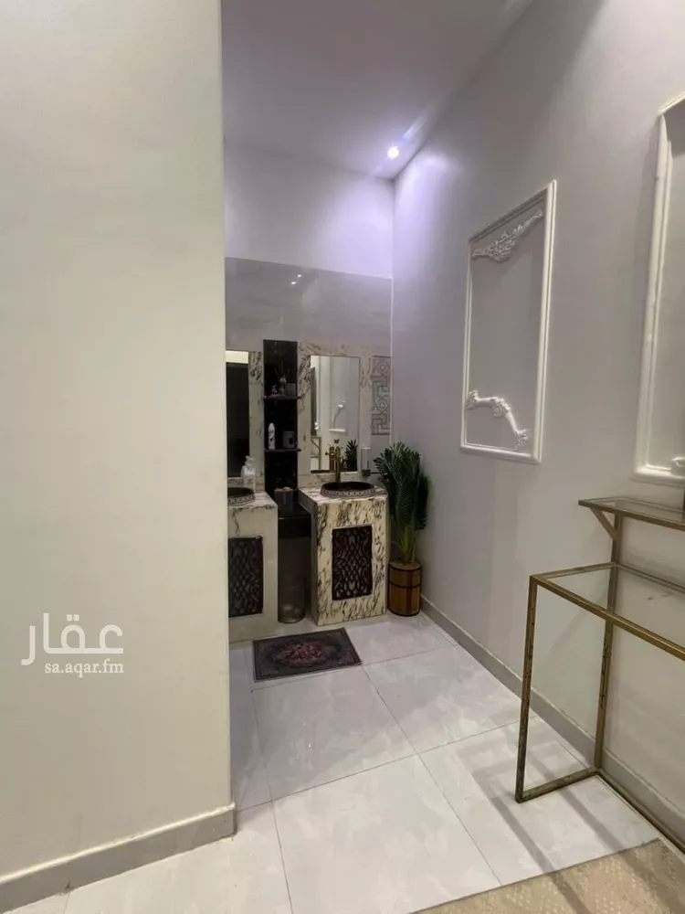 فيلا للإيجار في شارع عبدالله القيرواني, حي الرمال, مدينة الرياض, منطقة الرياض