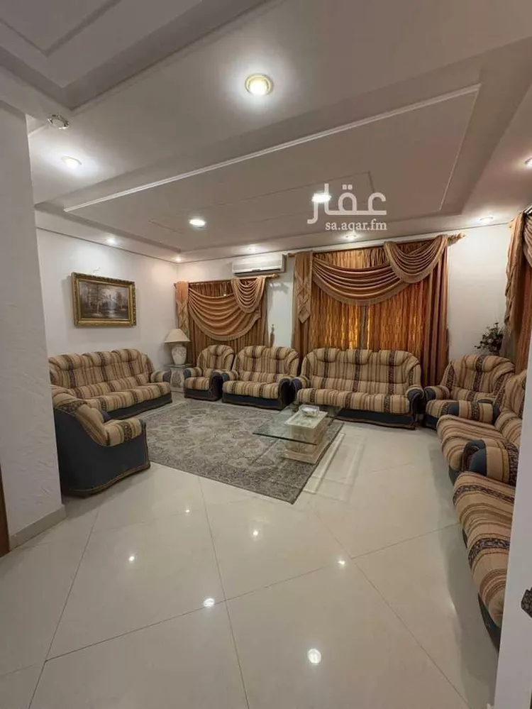 فيلا للبيع في شارع طريق عثمان بن عفان الفرعي, حي الوادي, مدينة الرياض, منطقة الرياض صورة 2