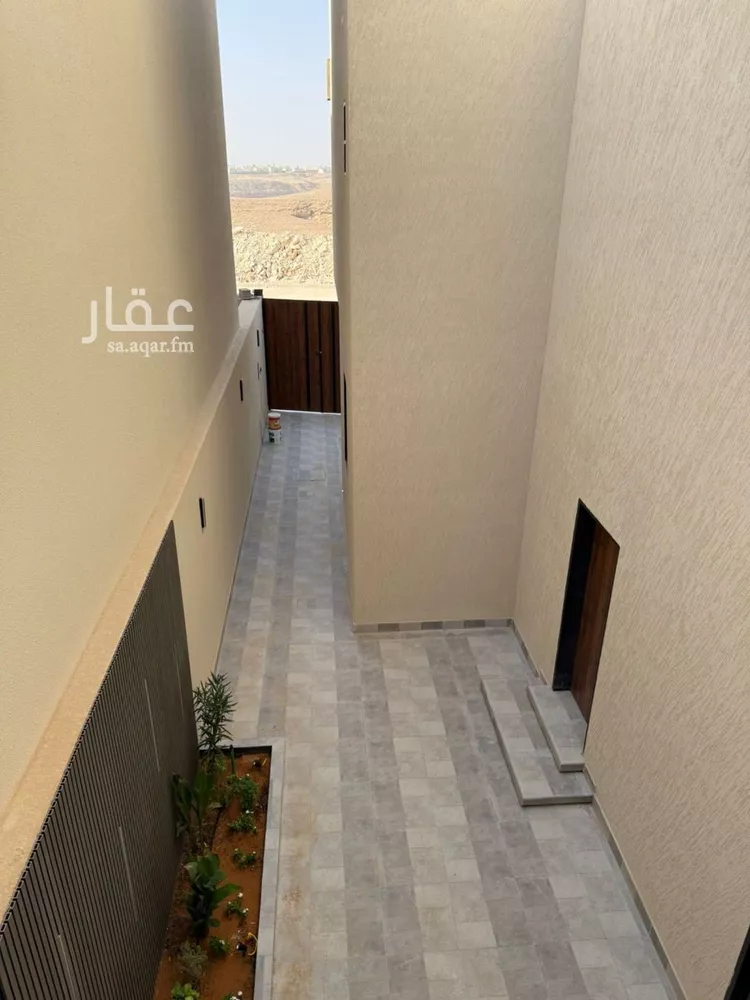 فيلا للبيع في شارع المهدية, حي المهدية, مدينة الرياض, منطقة الرياض صورة 2