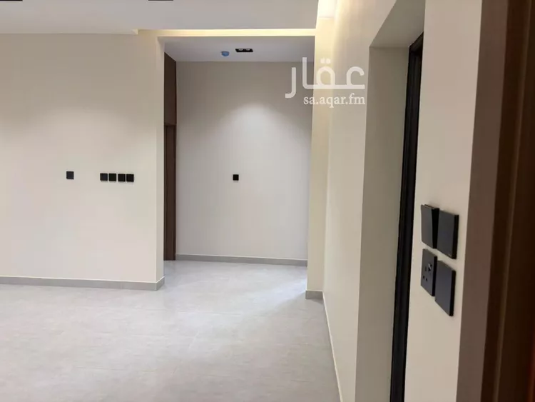 شقة للإيجار في شارع الجميل ابن حاتم, حي ظهرة لبن, مدينة الرياض, منطقة الرياض صورة 3