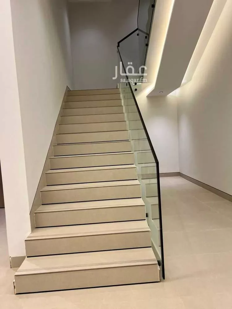 Villa for Sale in Riyadh Al Janadriyah 8