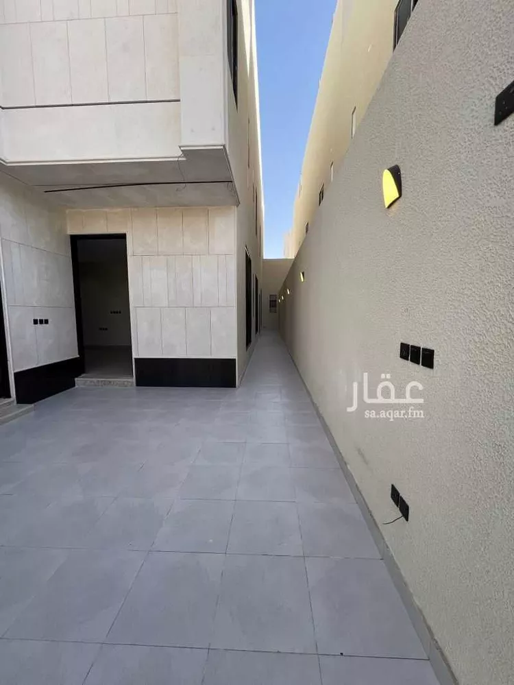 Floor for Sale in Riyadh Al Janadriyah صورة 2