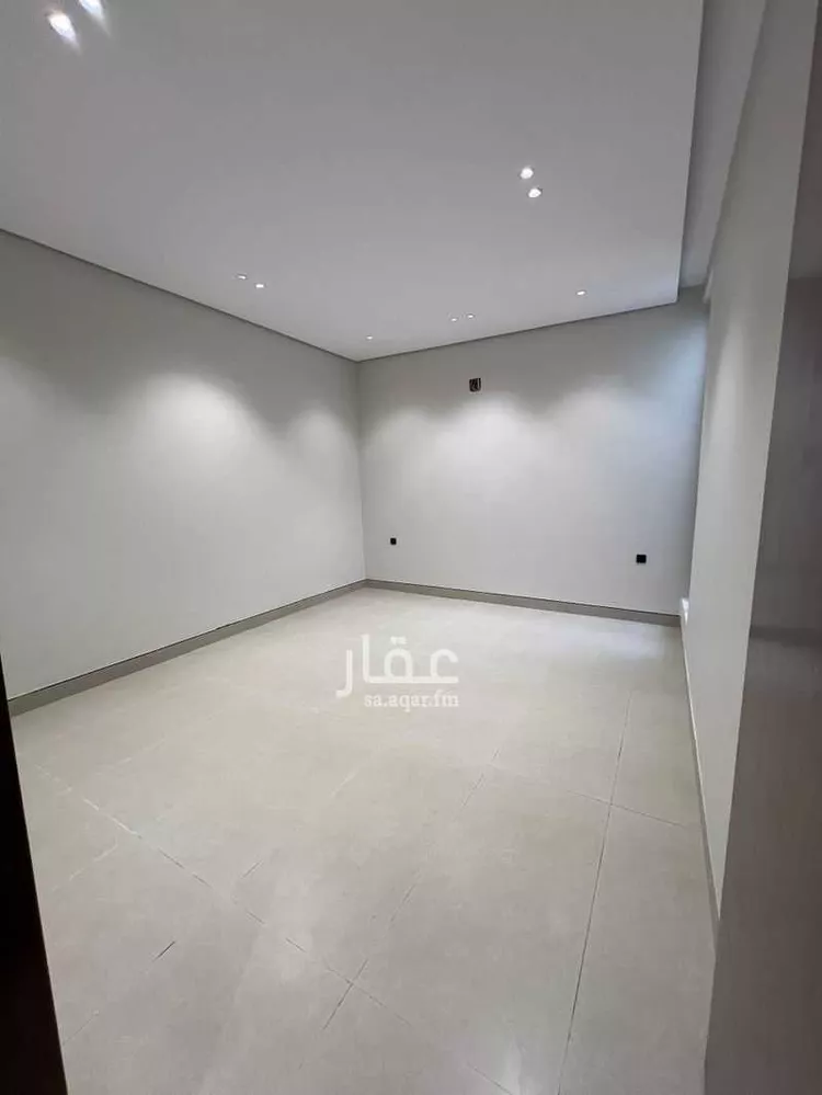 Floor for Sale in Riyadh Al Janadriyah صورة 4