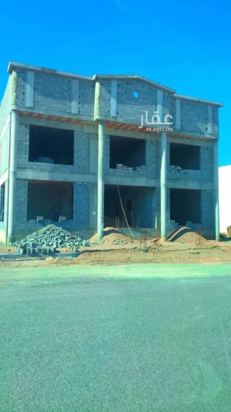 Building for Sale in Medina Warqan