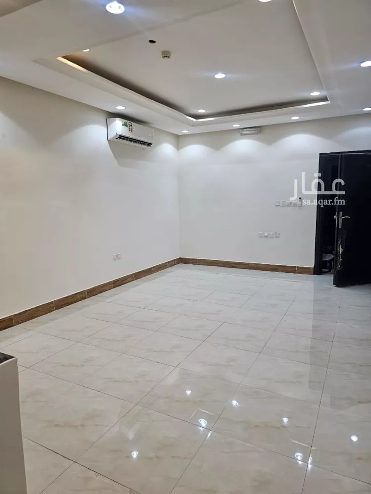 شقة للإيجار في شارع الصحابة, حي إشبيلية, مدينة الرياض, منطقة الرياض