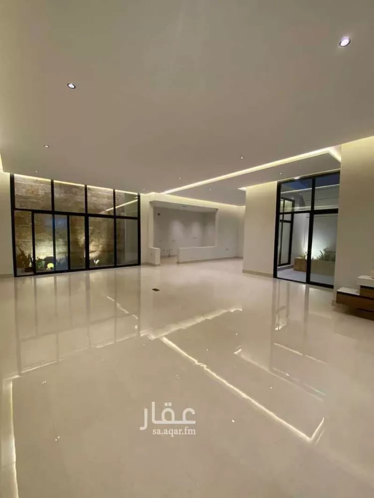 فيلا للبيع في شارع الكمال بن طلحة, حي المهدية, مدينة الرياض, منطقة الرياض 7