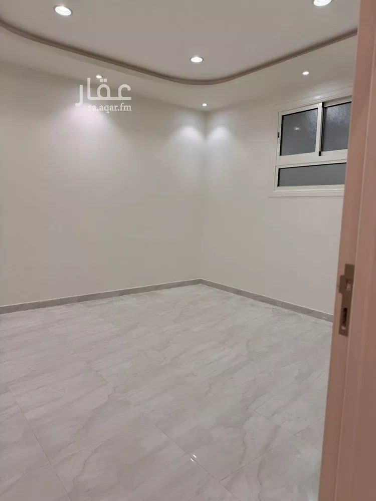 شقة للإيجار في شارع الشيخ عبدالله بن جبرين, حي القيروان, مدينة الرياض, منطقة الرياض صورة 4