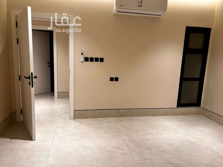 شقة للإيجار في شارع الشيخ عبدالله بن جبرين, حي القيروان, مدينة الرياض, منطقة الرياض صورة 4