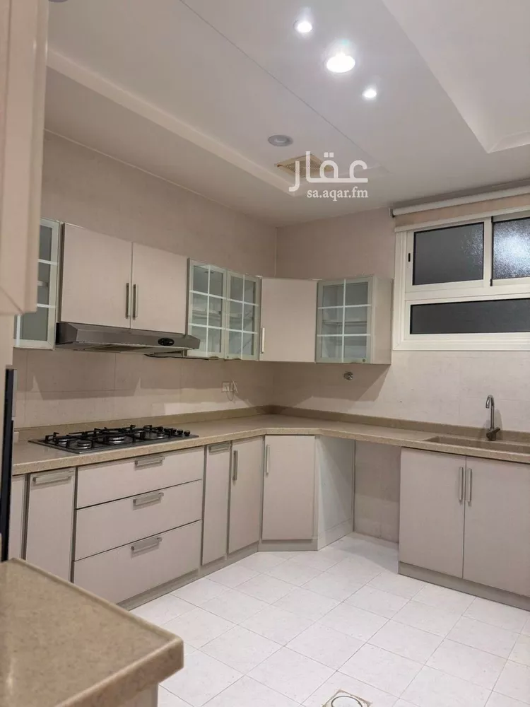 شقة للإيجار في شارع الشيخ عبدالله بن جبرين, حي القيروان, مدينة الرياض, منطقة الرياض