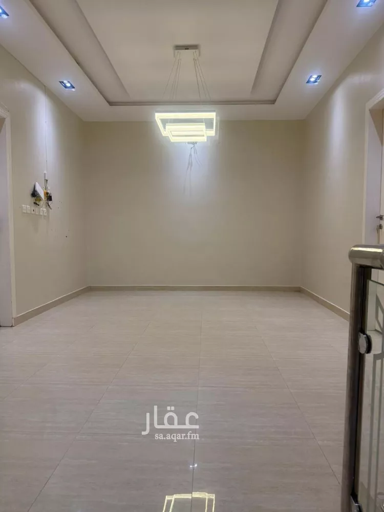 فيلا للإيجار في شارع المنذر بن سعيد, حي بدر, مدينة الرياض, منطقة الرياض صورة 5
