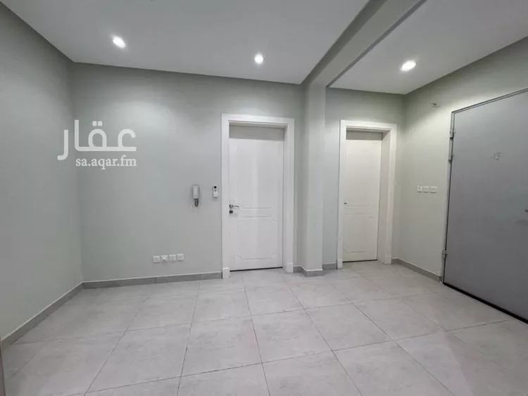 شقة للإيجار في شارع عبدالرحمن بن هرمز, حي العارض, مدينة الرياض, منطقة الرياض صورة 4