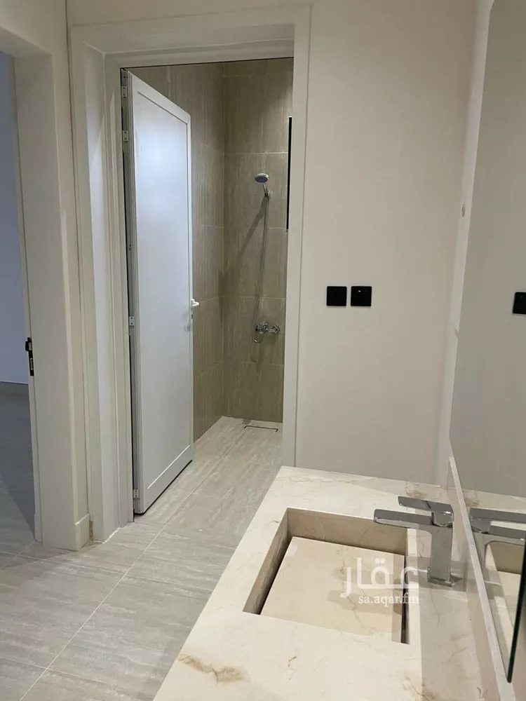 شقة للإيجار في شارع عبدالرحمن بن هرمز, حي العارض, مدينة الرياض, منطقة الرياض صورة 4