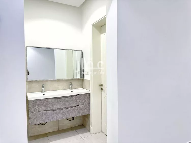 شقة للإيجار في شارع عبدالرحمن بن هرمز, حي العارض, مدينة الرياض, منطقة الرياض صورة 5