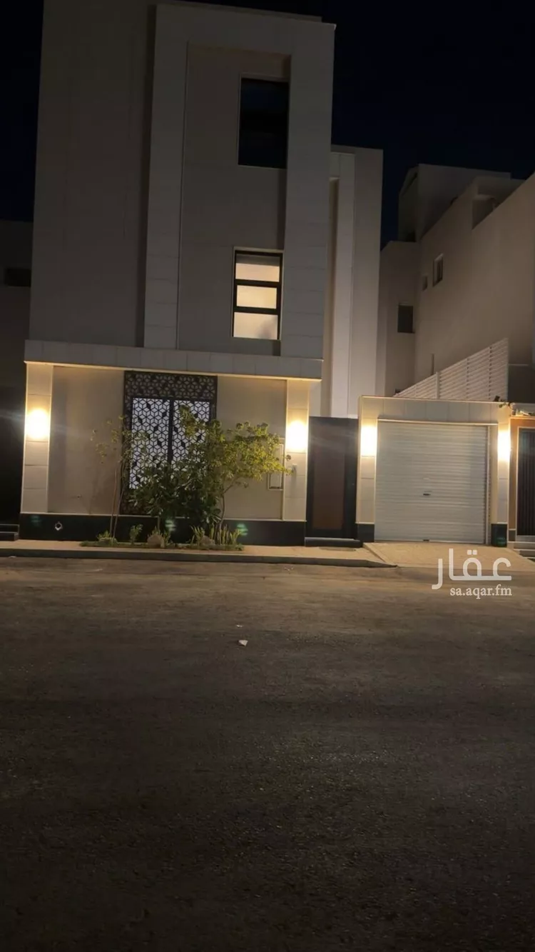 Villa for Rent in Riyadh Al Mahdiyah 1 صورة