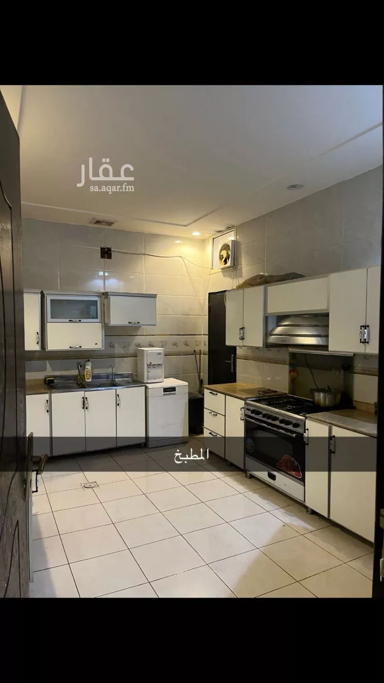 فيلا للإيجار في شارع تاج الدين الفكهاني, حي الرمال, مدينة الرياض, منطقة الرياض صورة 2