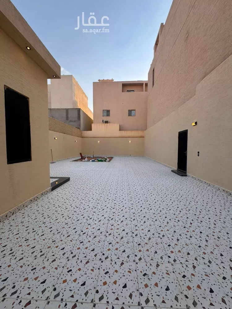 فيلا للإيجار في شارع داود الأصبهاني, حي المهدية, مدينة الرياض, منطقة الرياض صورة 2
